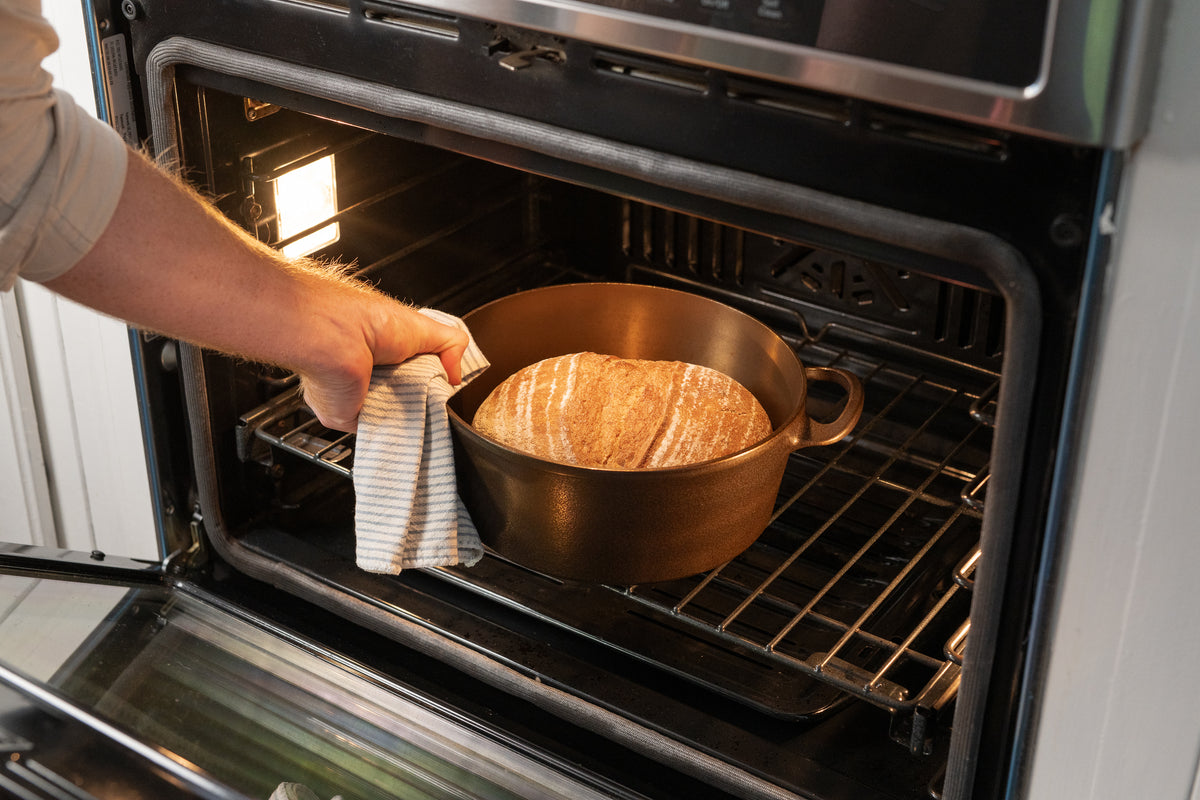 No Knead Dutch Oven Yeast Bread