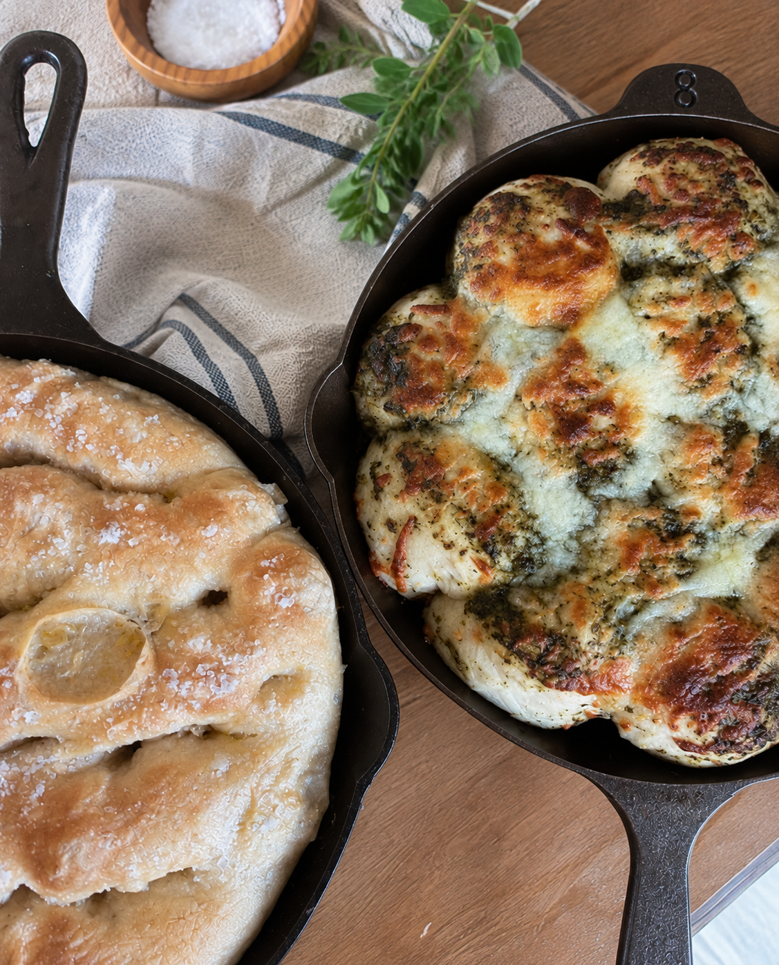 Cheesy Pesto Pull-Apart Bread